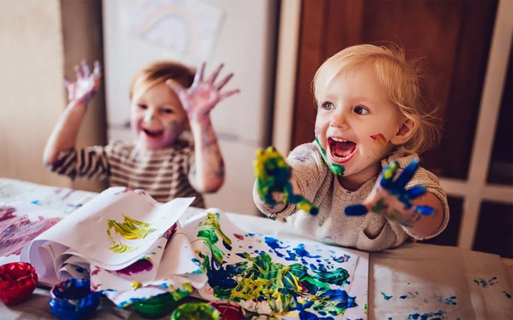 40 Sensory Bins for Toddlers That Boost Creativity and Learning 5 Facilitates Sensory Exploration