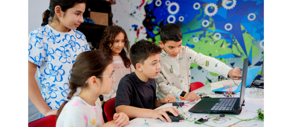 Unlocking Learning with Anecdotal Record in Education 2 Capturing the Full Spectrum of Learning