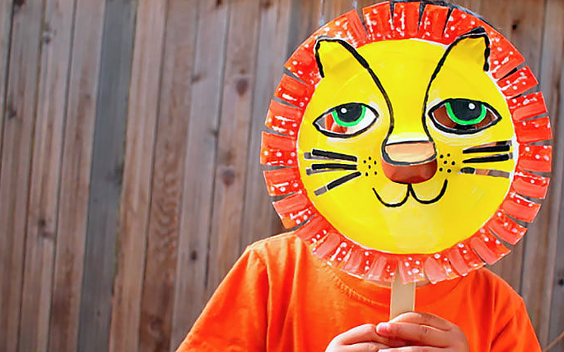 50 Rainy Day Activities for Kids That Inspire Indoor Fun 5 DIY Paper Plate Masks