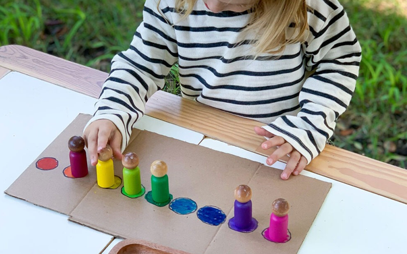 50 Rainy Day Activities for Kids That Inspire Indoor Fun 16 Matching Color Games with Wooden Materials