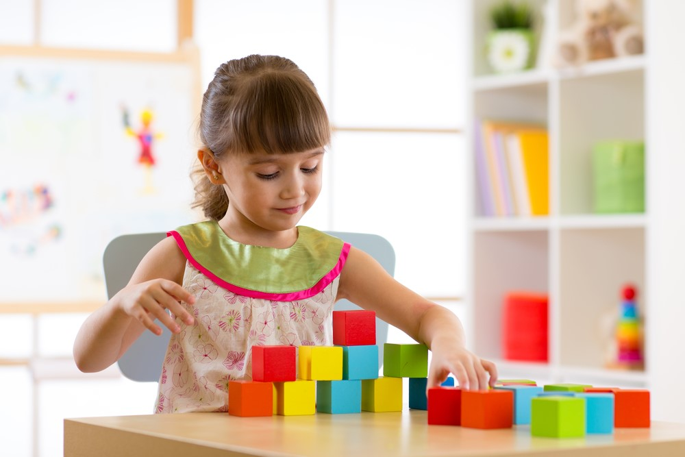 Solitary Play Matters: Unlocking Emotional and Cognitive Growth 12 ブロックで構築する