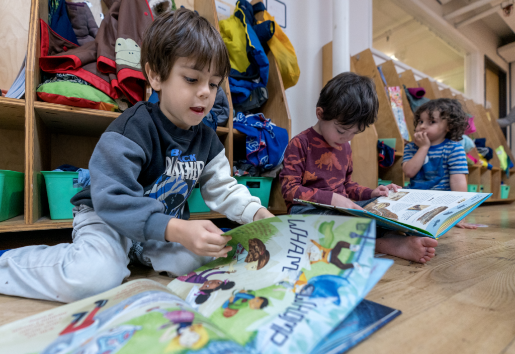How to Set up your Preschool Art Center? 12 Choose Books That Spark Imagination