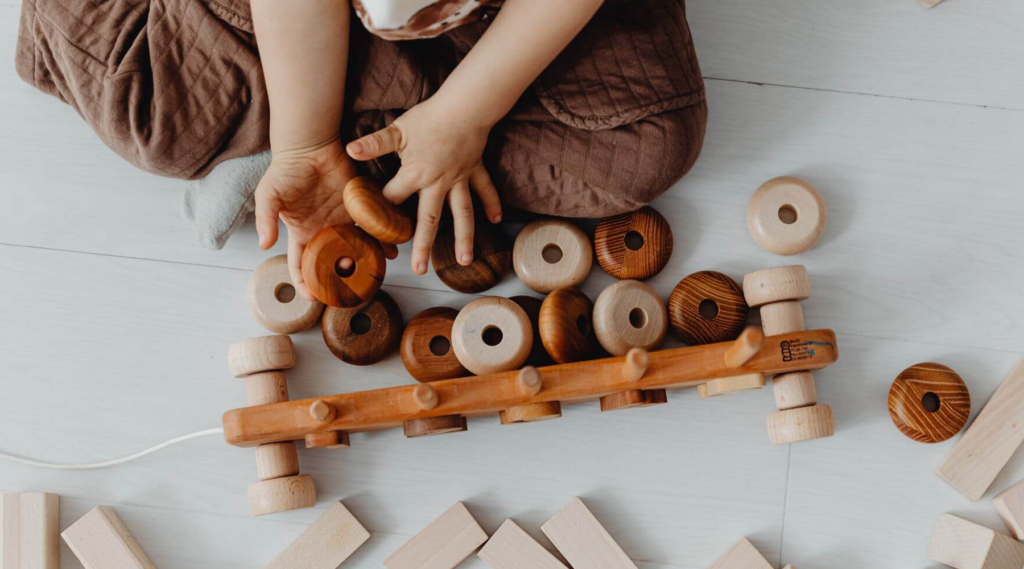 Solitary Play Matters: Unlocking Emotional and Cognitive Growth 10 Offer Simple Open Ended Toys