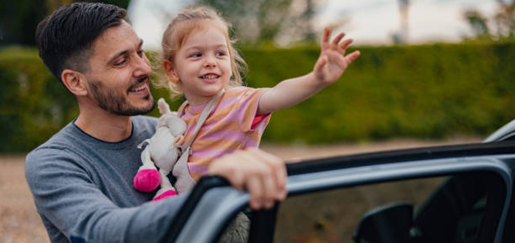15 Tips for a Gentle Daycare Transition 9 Say goodbye with confidence