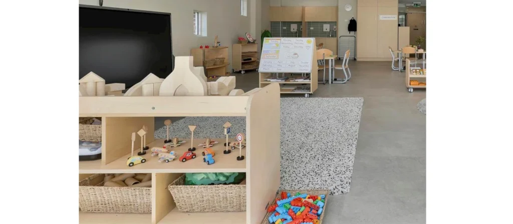 4-Cubby and 5-Cubby Lockers