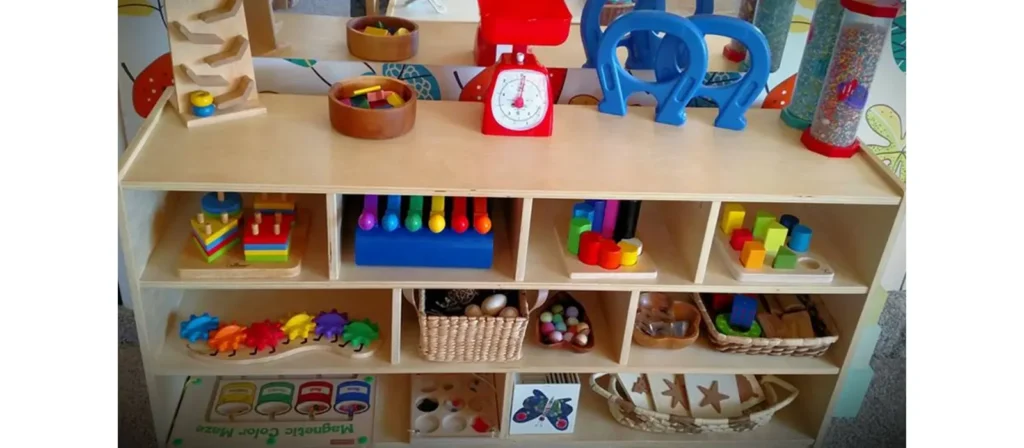 Science Table for Preschool Science Center